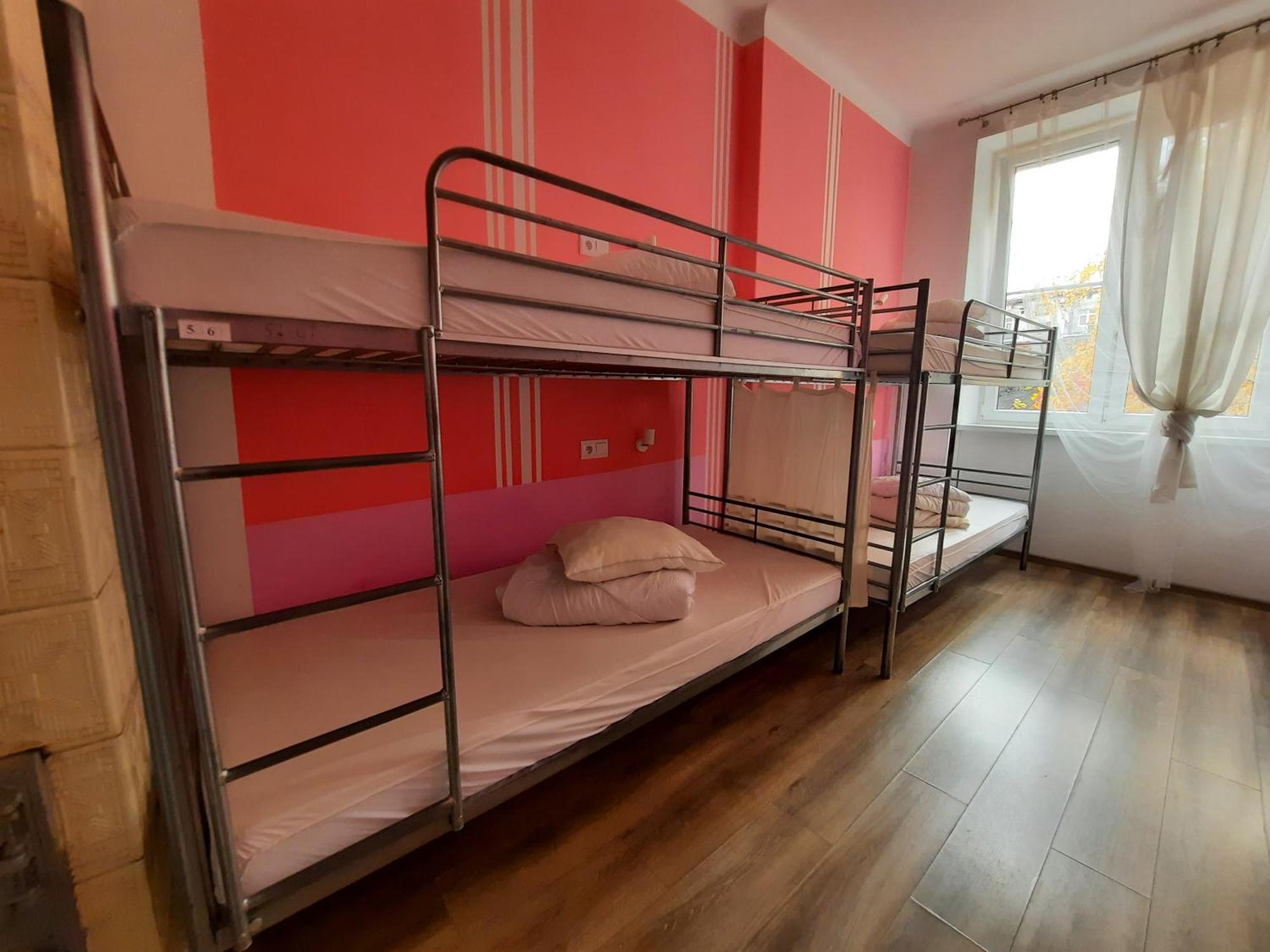 Lorf Hostel&Apartments Cracovia Exterior foto