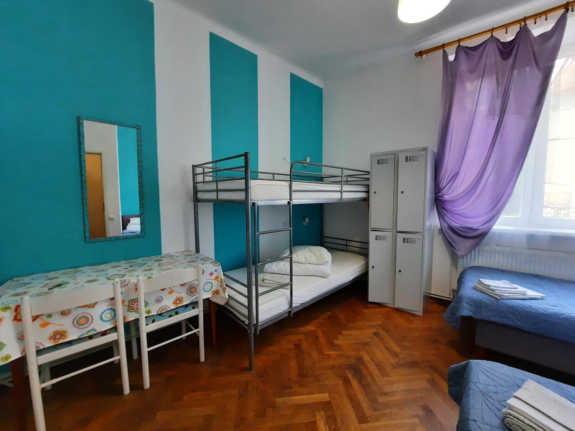 Lorf Hostel&Apartments Cracovia Exterior foto