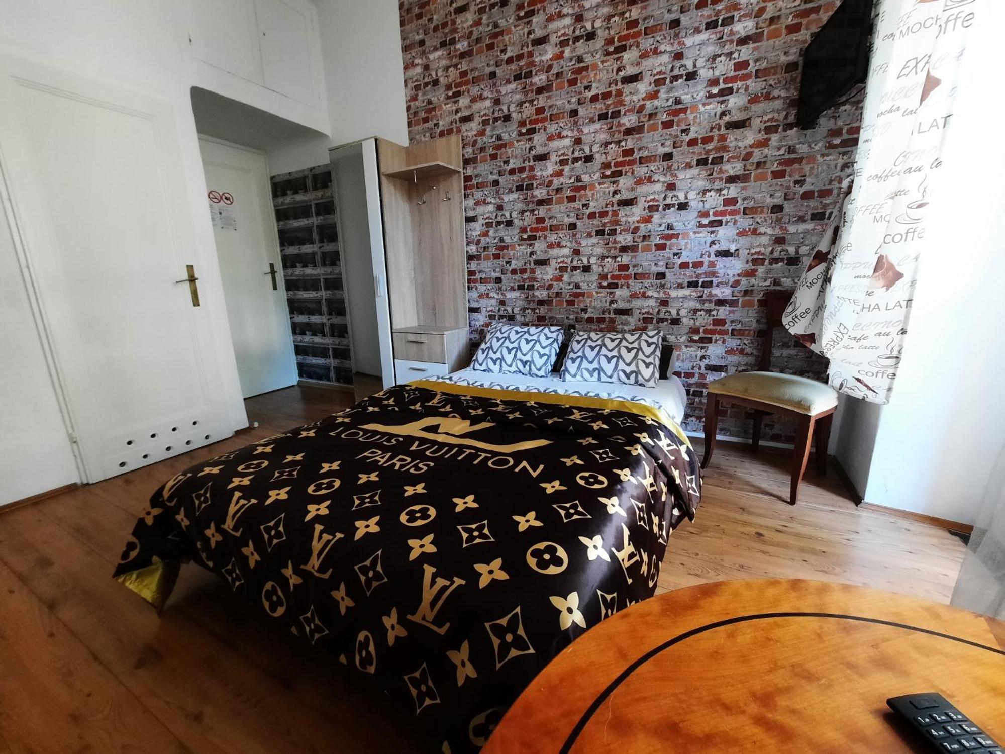 Lorf Hostel&Apartments Cracovia Exterior foto